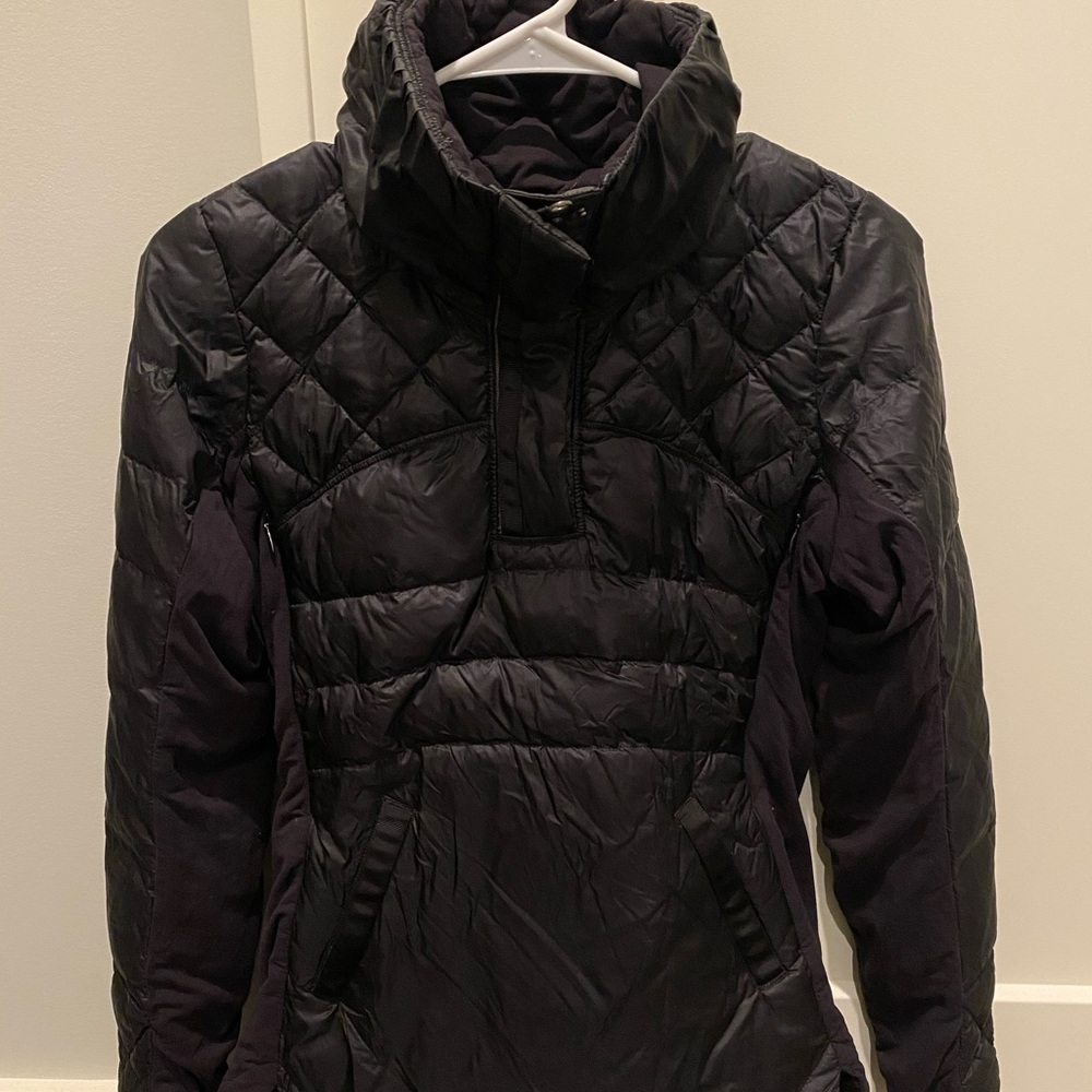 Lululemon down pull over